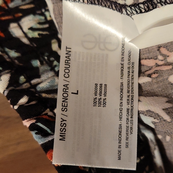 JESSICA SIMPSON CADIE FLORAL PRINT PANT SIZE L  BLACK FLORAL - Picture 7 of 10
